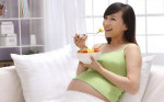 孕中期孕妇吃水果的谨记