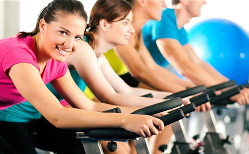 跑步机健身,跑步机运动强度,用跑步机来炼身体,跑步机,心率,跑步机呼吸调整