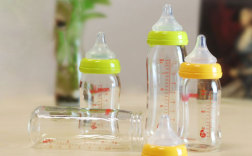 宝宝奶瓶使用什么材质的好