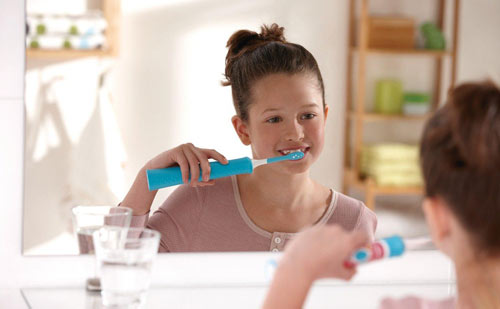 电动牙刷,电动牙刷的正确用法