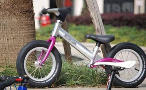 儿童自行车,儿童自行车如何选购,选购儿童自行车需要注意什么