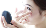 护肤技巧：涂抹眼霜的正确手法和技巧