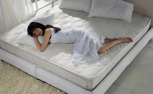 乳胶床垫,乳胶床垫保养技巧,如何保养乳胶床垫