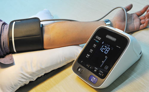血压计,家用电子血压计选购技巧,选购电子血压计的方法